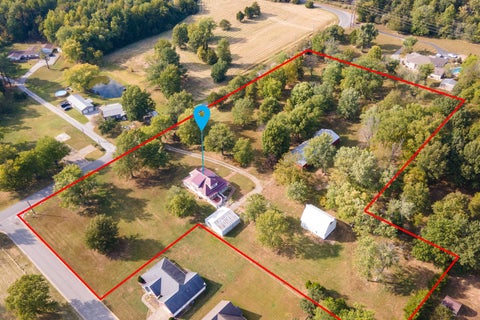 Tiny photo for 2001 N State Street, Marion, IL 62959 (MLS # 12773987)
