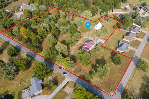 Tiny photo for 2001 N State Street, Marion, IL 62959 (MLS # 12773987)