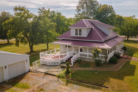 Tiny photo for 2001 N State Street, Marion, IL 62959 (MLS # 12773987)
