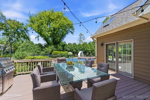 Tiny photo for 230 Persimmon Drive, St. Charles, IL 60174 (MLS # 12659052)