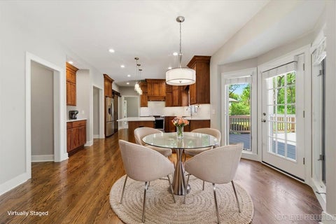 Tiny photo for 230 Persimmon Drive, St. Charles, IL 60174 (MLS # 12659052)