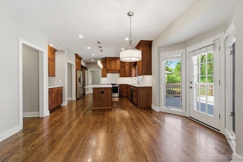 Tiny photo for 230 Persimmon Drive, St. Charles, IL 60174 (MLS # 12659052)
