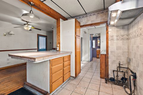 Tiny photo for 9827 Melvina Avenue, Oak Lawn, IL 60453 (MLS # 12635411)