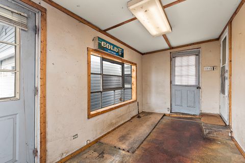 Tiny photo for 9827 Melvina Avenue, Oak Lawn, IL 60453 (MLS # 12635411)