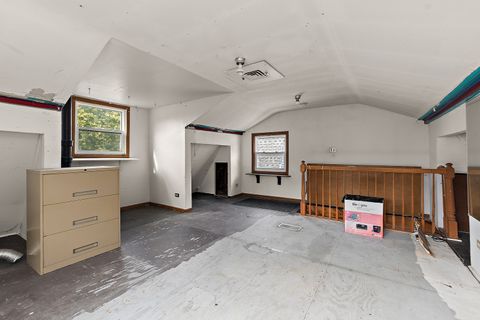 Tiny photo for 9827 Melvina Avenue, Oak Lawn, IL 60453 (MLS # 12635411)