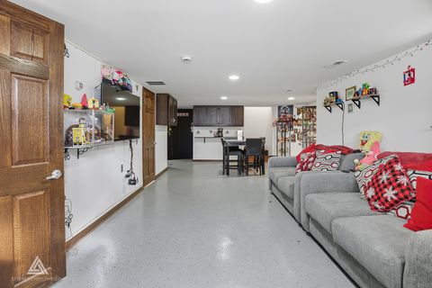 Tiny photo for 2531 N Major Avenue, Chicago, IL 60639 (MLS # 12481468)