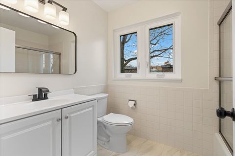 Tiny photo for 1500 OAK Avenue #4C, Evanston, IL 60201 (MLS # 12579817)