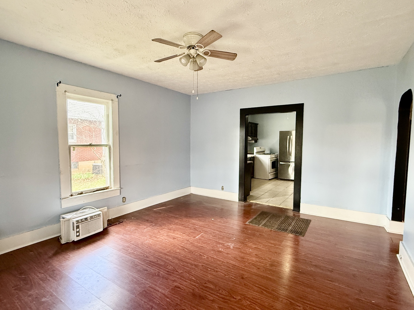203 W 12th