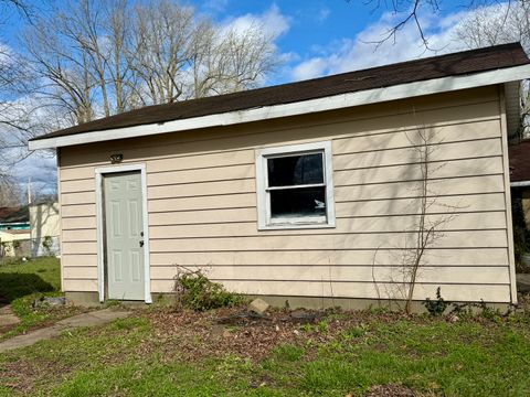 Tiny photo for 203 W 12th St, Metropolis, IL 62960 (MLS # 12594293)