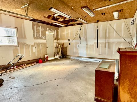 Tiny photo for 203 W 12th St, Metropolis, IL 62960 (MLS # 12594293)