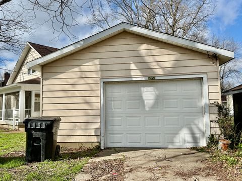 Tiny photo for 203 W 12th St, Metropolis, IL 62960 (MLS # 12594293)