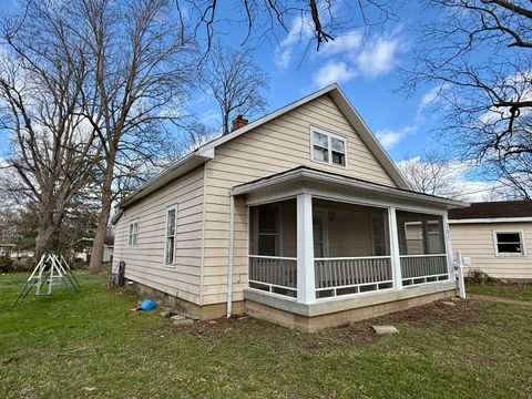 Tiny photo for 203 W 12th St, Metropolis, IL 62960 (MLS # 12594293)