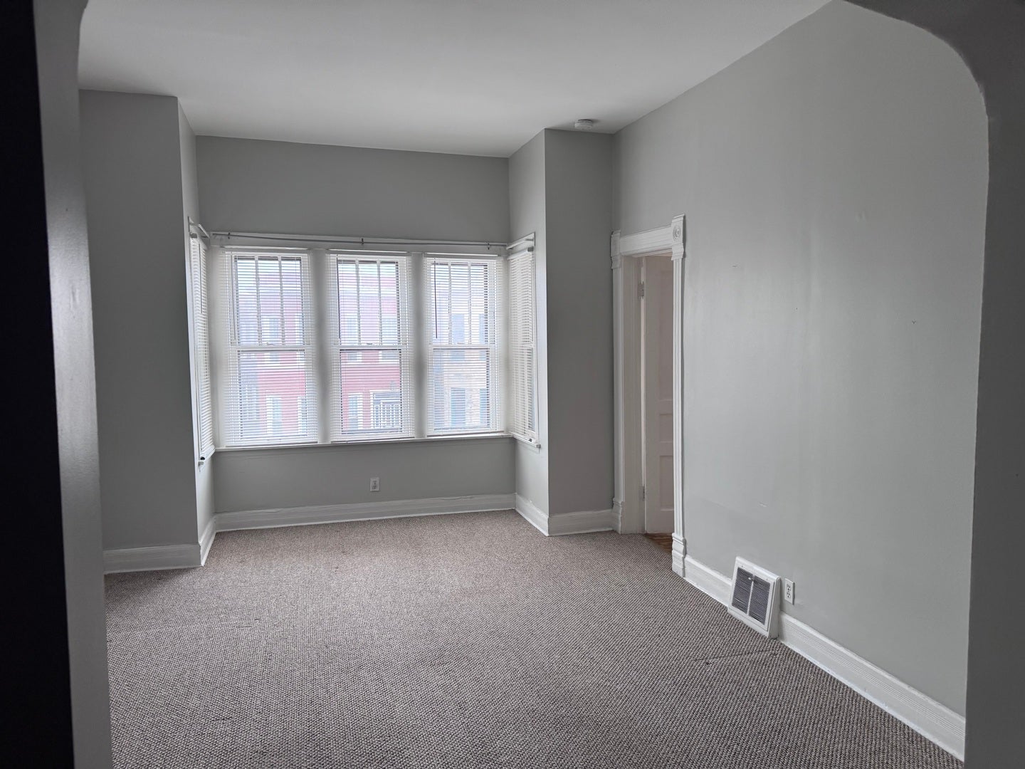 2454 W DIVERSEY Avenue 2