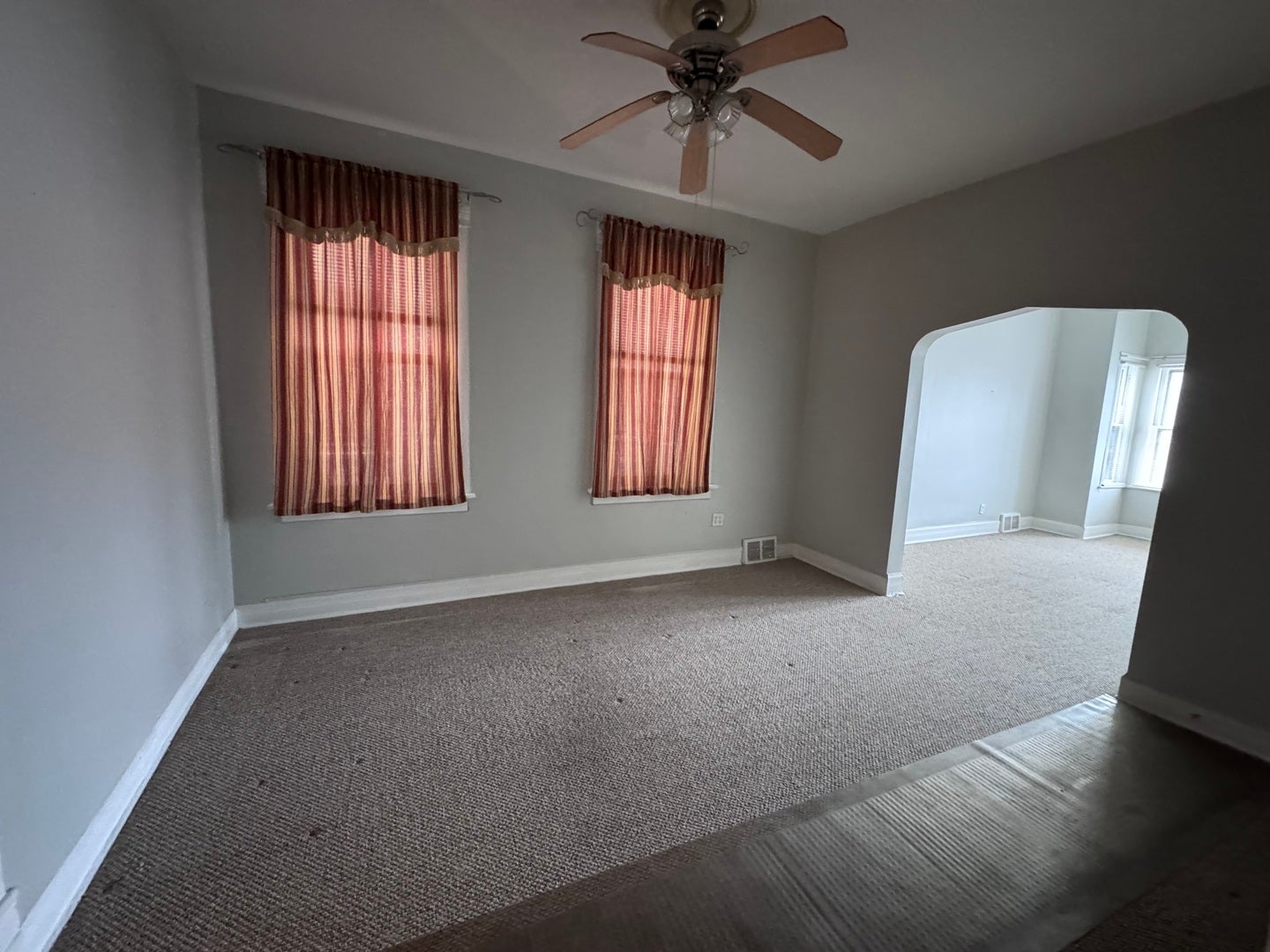 2454 W DIVERSEY Avenue 2