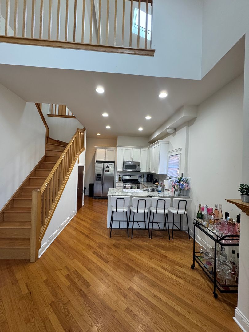 1657 W Wrightwood Avenue 3W