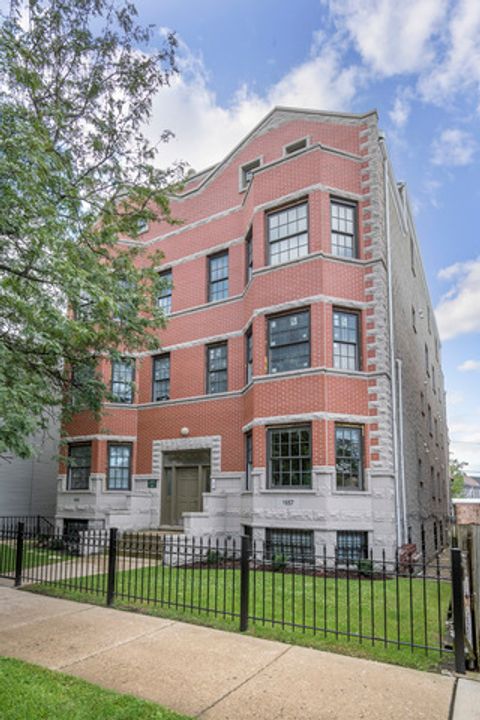 1657 W Wrightwood Avenue 3W Chicago IL 60614