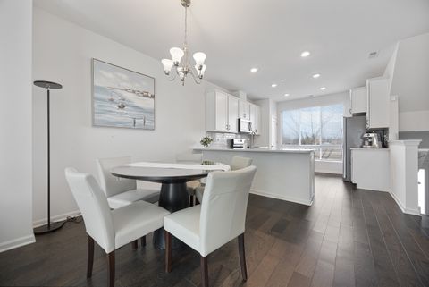 Tiny photo for 2317 Alumni Drive, Schaumburg, IL 60173 (MLS # 12589683)