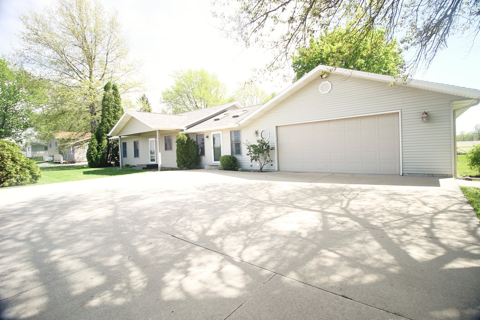 10093 Wolf Road