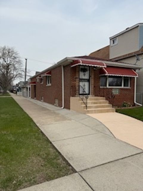 Tiny photo for 2900 E 101ST Street, Chicago, IL 60617 (MLS # 12609684)