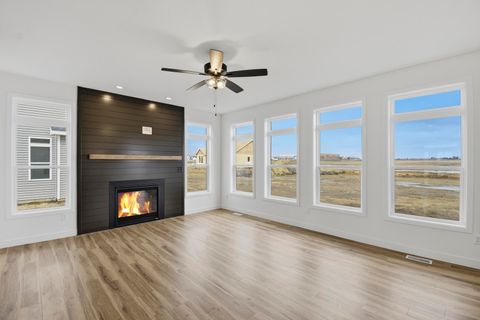 Tiny photo for 1418 Tinley Lane, Mahomet, IL 61853 (MLS # 12616545)