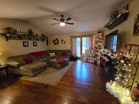 Tiny photo for 11882 E Goshen Meadows Road, Mt Vernon, IL 62864 (MLS # EB460595)