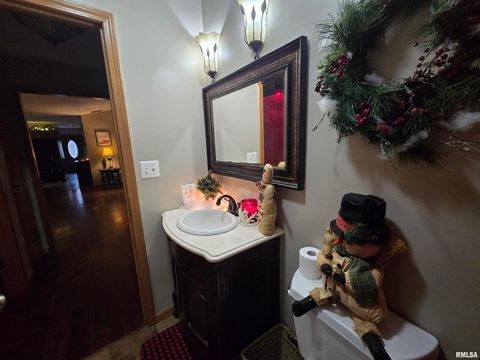 Tiny photo for 11882 E Goshen Meadows Road, Mt Vernon, IL 62864 (MLS # EB460595)