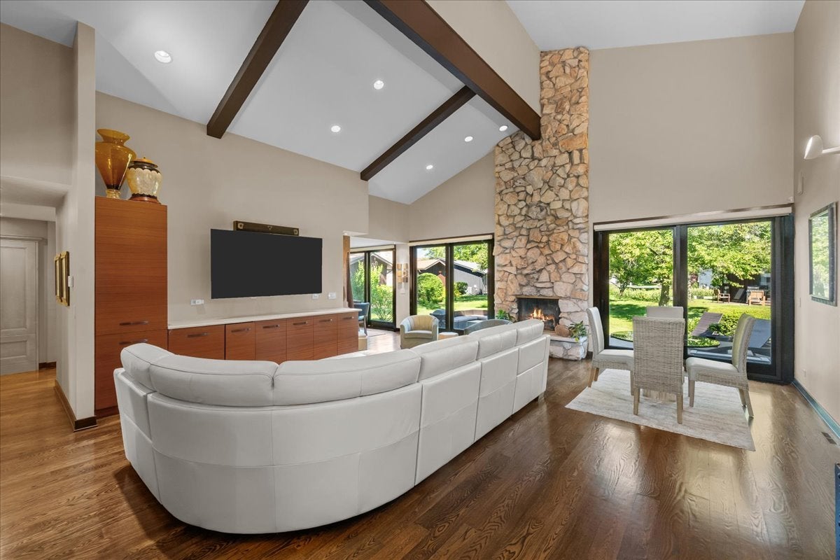 1426 Lorete Lane