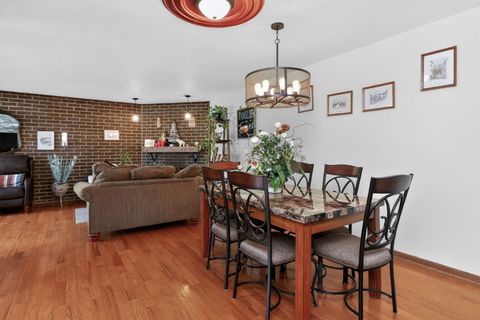 Tiny photo for 2S661 Marie Curie Lane, Warrenville, IL 60555 (MLS # 12618035)