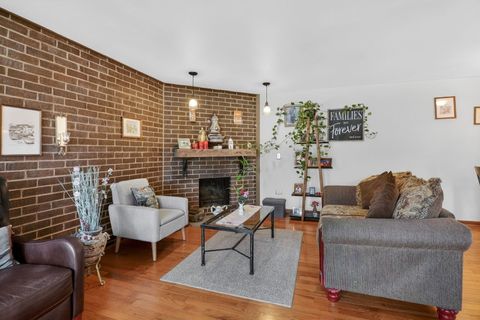 Tiny photo for 2S661 Marie Curie Lane, Warrenville, IL 60555 (MLS # 12618035)
