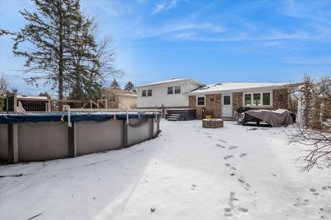 Tiny photo for 430 Valley View Drive, Downers Grove, IL 60516 (MLS # 12544351)