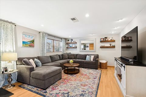 Tiny photo for 430 Valley View Drive, Downers Grove, IL 60516 (MLS # 12544351)