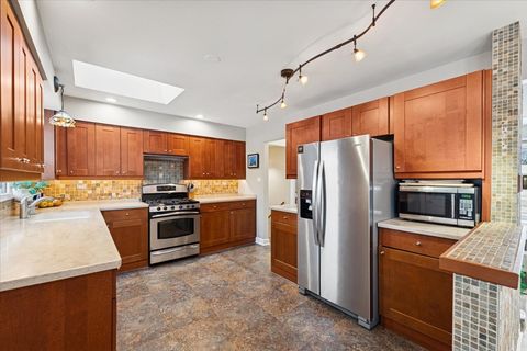 Tiny photo for 430 Valley View Drive, Downers Grove, IL 60516 (MLS # 12544351)