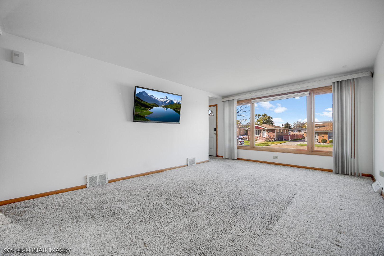 8121 Mcvicker Avenue