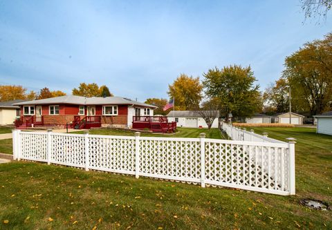 Tiny photo for 2019 Gilboa Avenue, Zion, IL 60099 (MLS # 12513200)