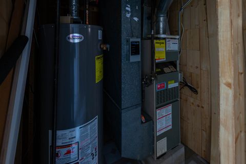 Tiny photo for 2019 Gilboa Avenue, Zion, IL 60099 (MLS # 12513200)