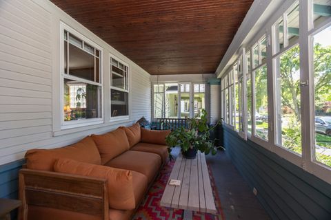 Tiny photo for 920 N Lombard Avenue, Oak Park, IL 60302 (MLS # 12650707)