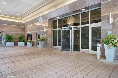 Tiny photo for 33 W Ontario Street #40D, Chicago, IL 60654 (MLS # 12524250)