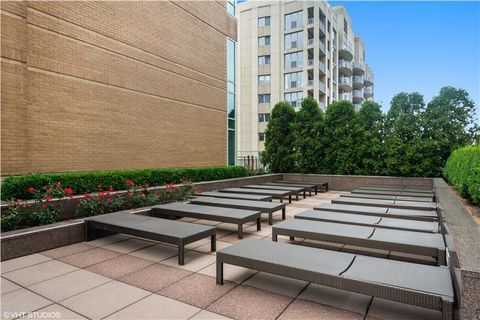 Tiny photo for 33 W Ontario Street #40D, Chicago, IL 60654 (MLS # 12524250)