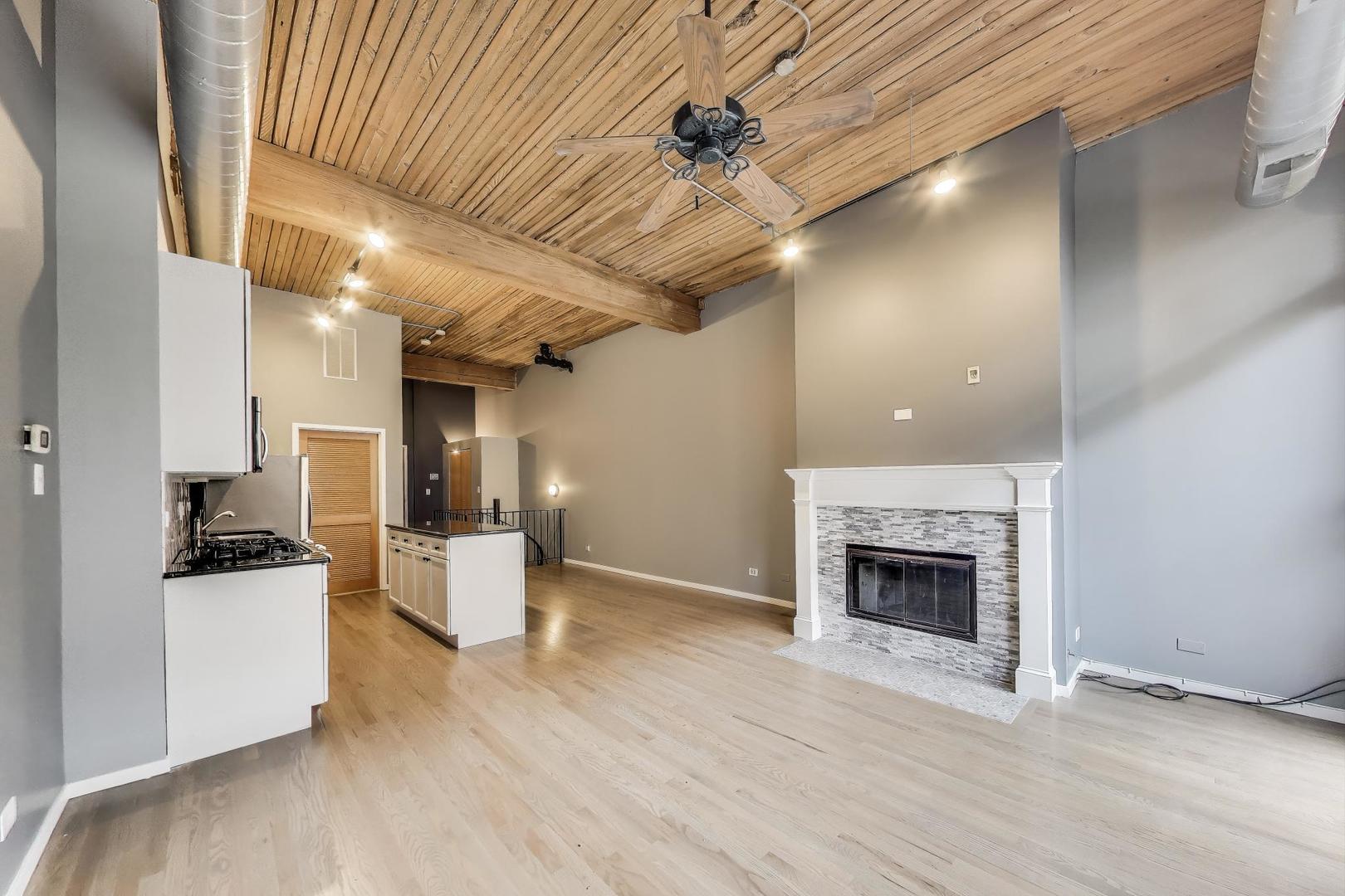 2333 W Saint Paul Street 204