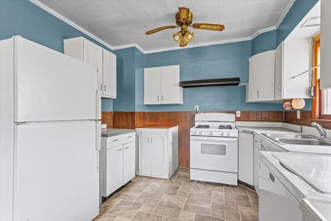 Tiny photo for 218 W Elm Street, Hoopeston, IL 60942 (MLS # 12513484)