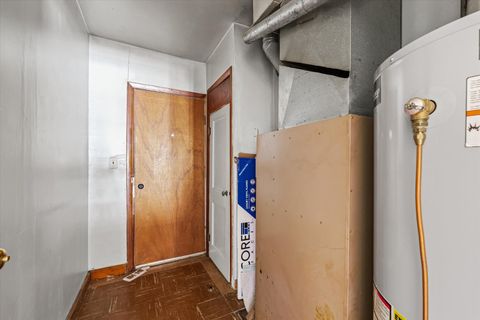 Tiny photo for 218 W Elm Street, Hoopeston, IL 60942 (MLS # 12513484)