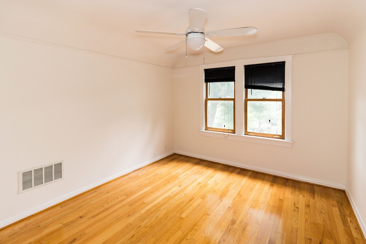 3246 N Richmond Street