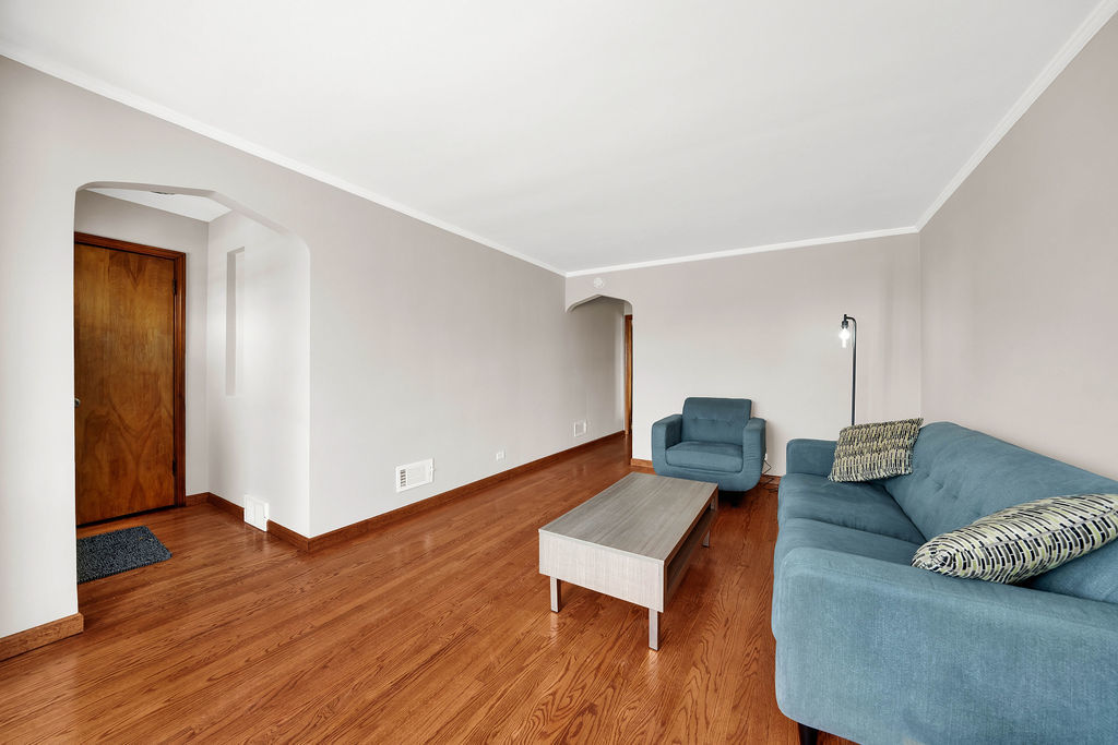 6559 S Kilpatrick Avenue, Chicago, IL, 60629 4 6559 S Kilpatrick Avenue