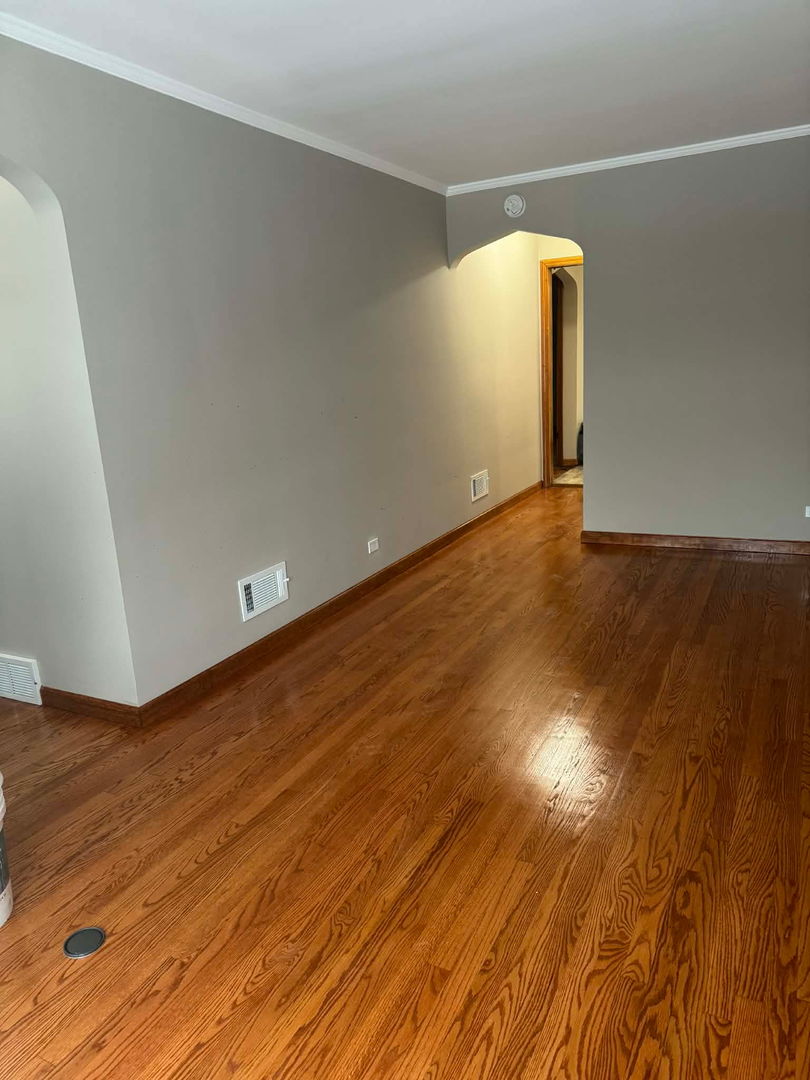 6559 S Kilpatrick Avenue