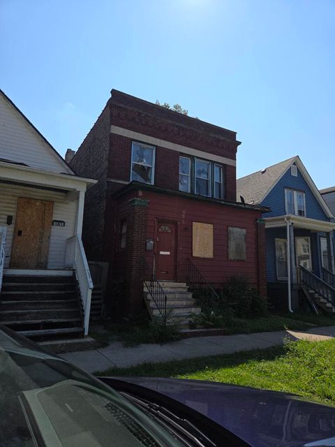 Tiny photo for 7311 S Peoria Avenue, Chicago, IL 60635 (MLS # 12447625)
