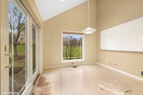 Tiny photo for 13 Chipping Campden Drive, South Barrington, IL 60010 (MLS # 12390725)