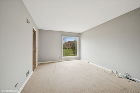 Tiny photo for 13 Chipping Campden Drive, South Barrington, IL 60010 (MLS # 12390725)