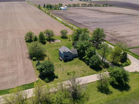 Tiny photo for 12014 Prairie Center Road, Clinton, IL 61727 (MLS # 12638872)