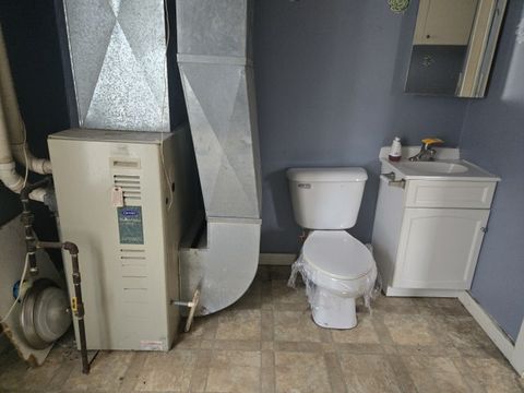 Tiny photo for 401 NE 3rd Street, Aledo, IL 61231 (MLS # 12573589)