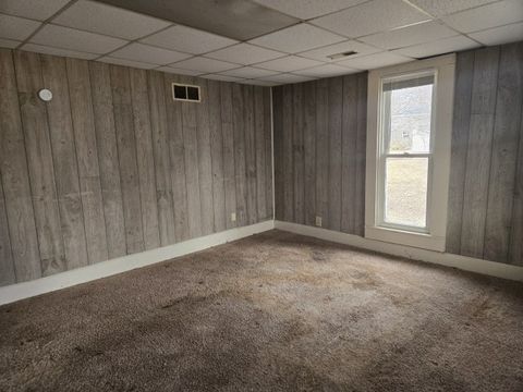 Tiny photo for 401 NE 3rd Street, Aledo, IL 61231 (MLS # 12573589)